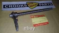 NOS 25510-16500 TM400 / TS400 1971 to 1974 Genuine Suzuki Gear Change Shaft