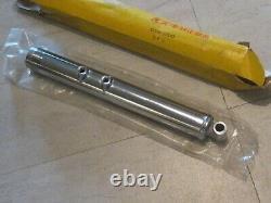 Suzuki Ts185/ts125/tc125 Right Outer Fork Tube Lower Nos