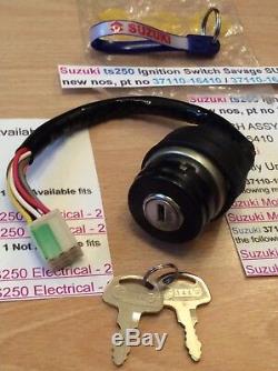 Suzuki Ts250 69-70 Nos Ignition Switch With 2 X Keys Pt No 37110-16410 In Bag
