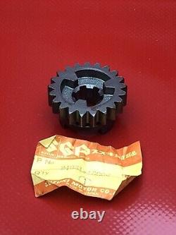 TS50ER OR50 RM50 RM80 NEW Genuine SUZUKI 3rd Drive Gear P/No. 24231-46000