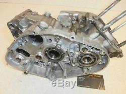 1973 Suzuki Ts185 Ts 185 Sierra Moteur Véritable Moteur Oem Crankcase Crank Cas