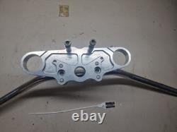 Guidon de superbike Suzuki SV 650 S WVBY avec triple clamp supérieur A10 W 2449