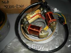 Nos Suzuki 73-76 Ts185 Assemblée Magneto Oem & Stator 32100-29611 32102-29612