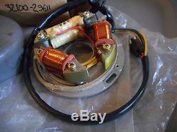 Nos Suzuki 73-76 Ts185 Oem Magneto Et Stator Assembly 32100-29611 32102-29612