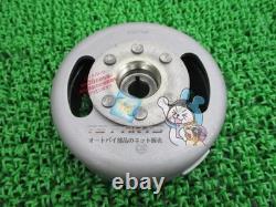 Rotore TS200R, en stock et prêt à expédier. Pièce de moto Suzuki neuve et authentique.