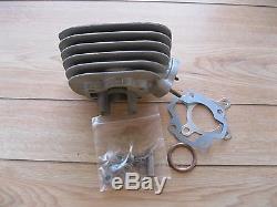 Suzuki 19 Ts90 Cylinder Kit Oem Piston / Anneaux / Joints Fresh Bore 11210-25100