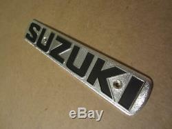 Suzuki Nos Carburant Emblème T350 / 500 Tm250 / 400 Ts De 68111-18600