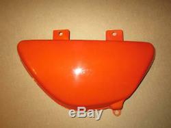 Suzuki Nos Vintage Côté Droit Couverture Ts400l 1974 47111-28602-714