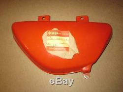 Suzuki Nos Vintage Côté Droit Couverture Ts400l 1974 47111-28602-714