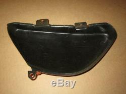 Suzuki Nos Vintage Côté Droit Couverture Ts400l 1974 47111-28602-714