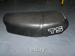 Suzuki Ts125 Ts185 Ts250 Seat Rare / Base / Métal Dur Pour Trouver L'article S'il Vous Plaît