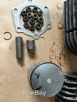 Suzuki Ts250 Er Ts 250 Er Ds250 Corps, Piston Et Culasse